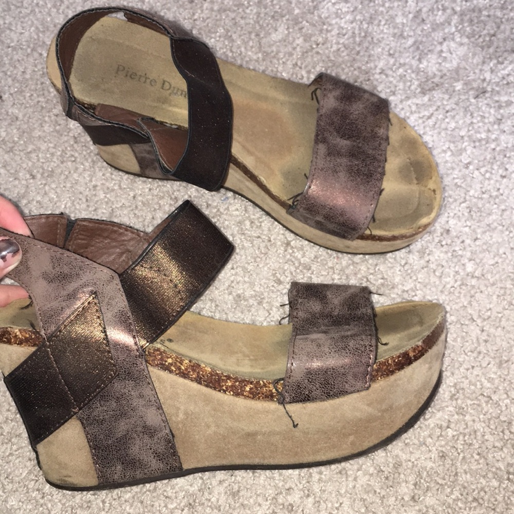 pierre dumas wedges